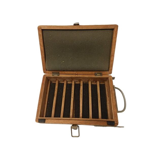 Vintage Cigar Box RARE HAND CARVED Cedar Wood Brass Handle SLOTTED Compartments - Picture 5 of 16